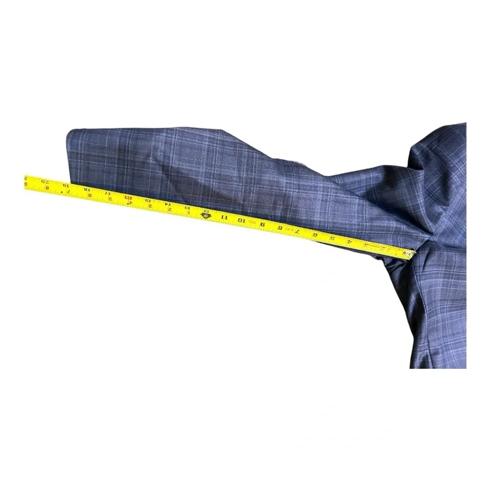 Untuckit men’s blue plaid original tailoring & fit 100% wool blazer size 46R